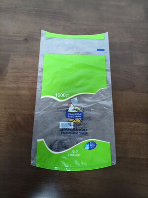 ปรับแต่งการพิมพ์โลโก้ถุงไก่แช่แข็งแบบใสด้วยความร้อน